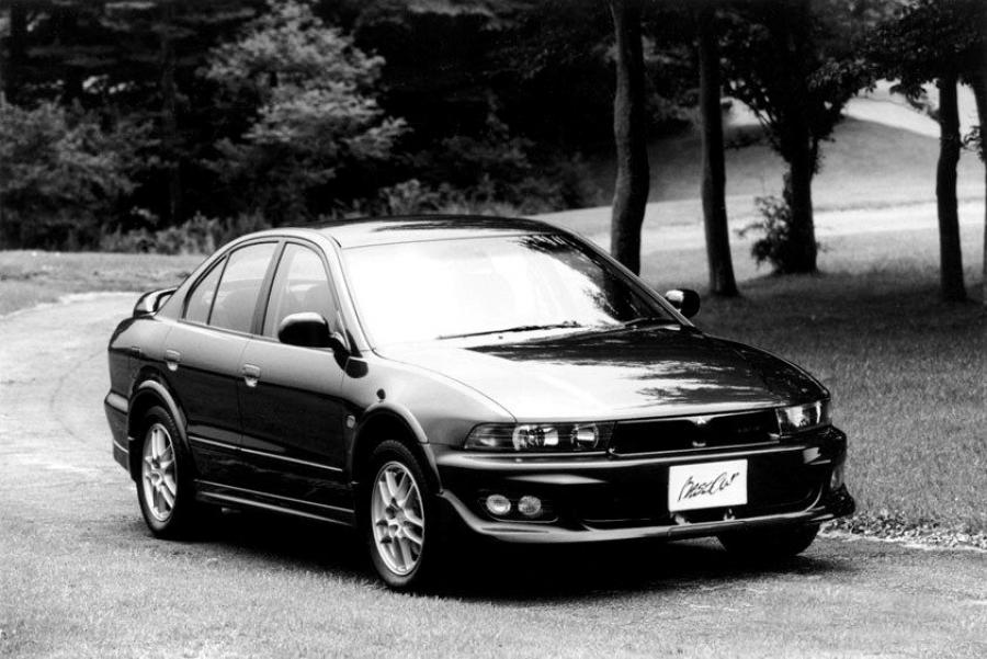  Mitsubishi Galant VR-4 1998 года  (фото 4 из 4)
